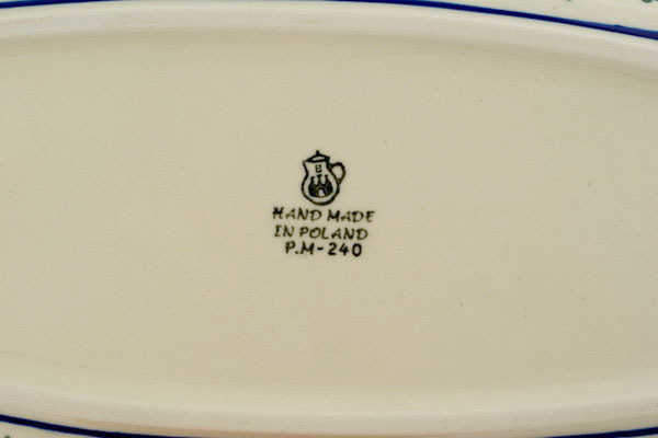 Oval Baker with Handles 14"