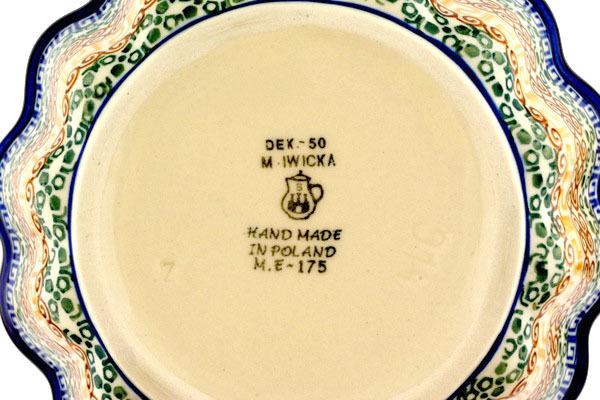 Scalloped Fluted Bowl 7"