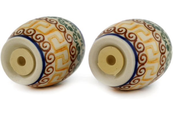 Salt and Pepper Set 2"