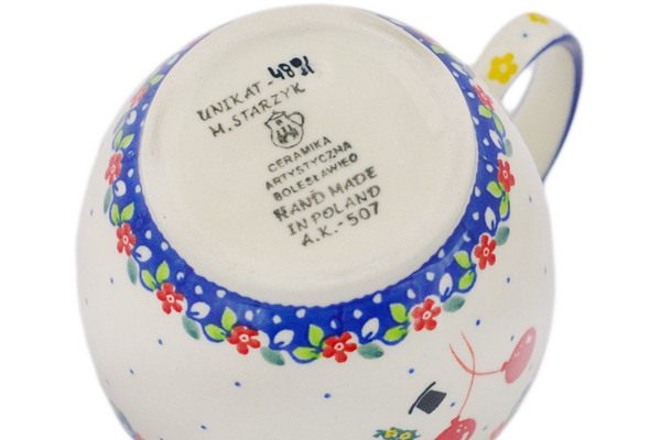 Bowl with Loop-Handle 6"