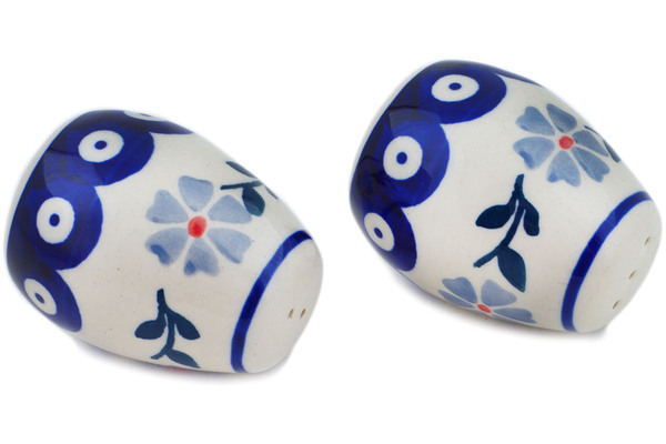 Salt and Pepper Set 2"