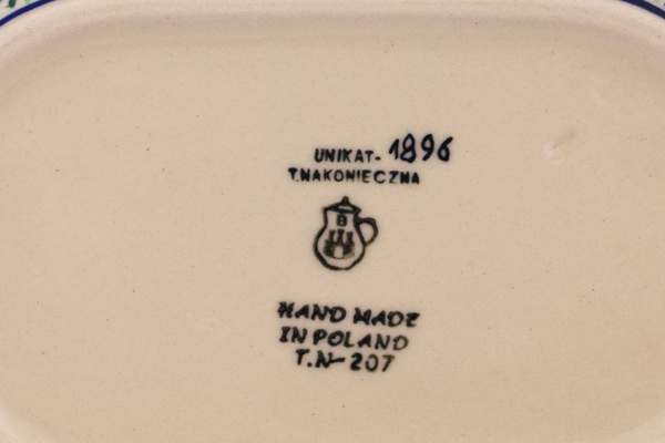 Oval Baker with Handles 8"