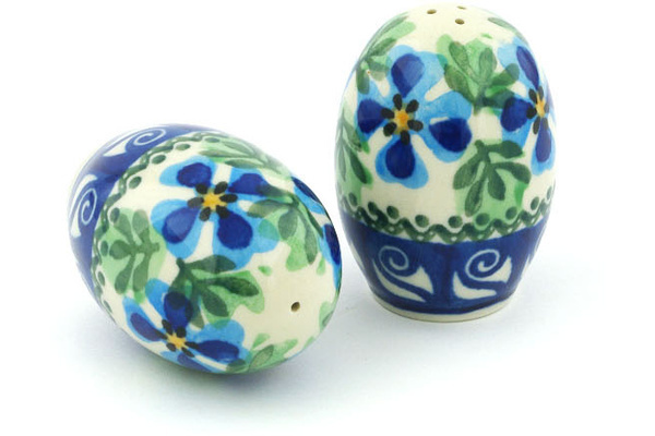 Salt and Pepper Set 2"