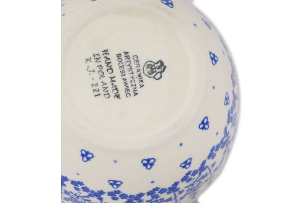 Bowl with Loop-Handle 6"