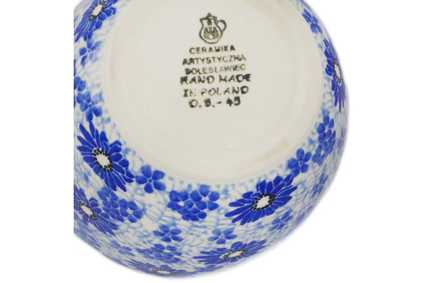 Bowl with Loop-Handle 6"