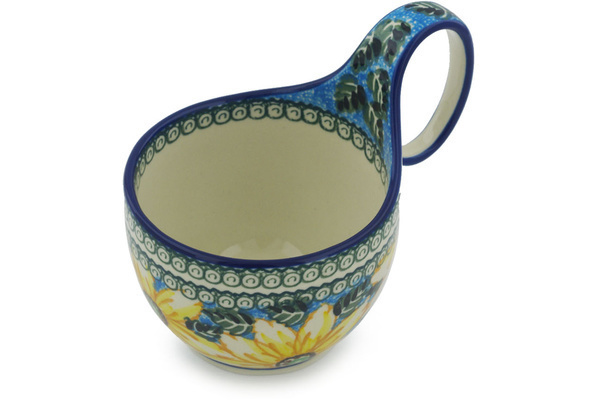 Bowl with Loop-Handle 6"