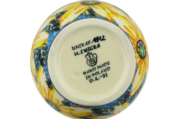 Bowl with Loop-Handle 6"