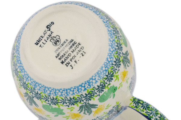 Bowl with Loop-Handle 6"