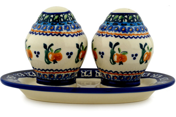 Salt and Pepper Set 7"