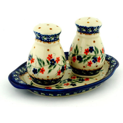 Salt and Pepper Set 6"