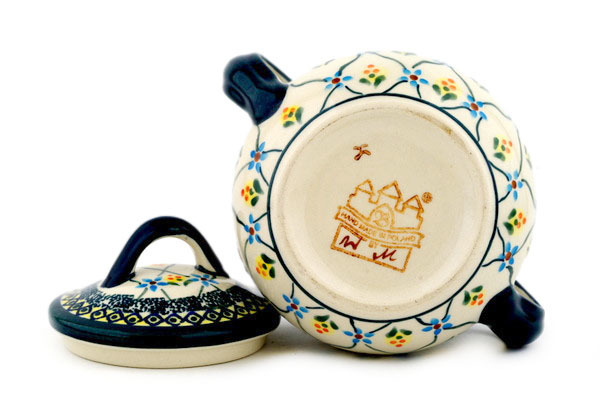 Jar with Lid and Handles 6"