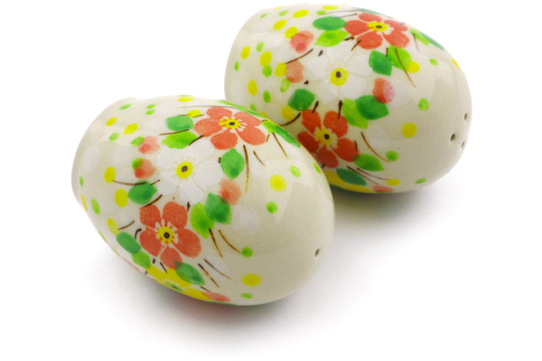 Salt and Pepper Set 2"