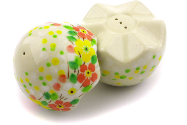 Salt and Pepper Set 3"