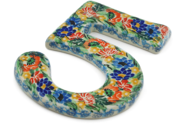 House Number FIVE (Five)