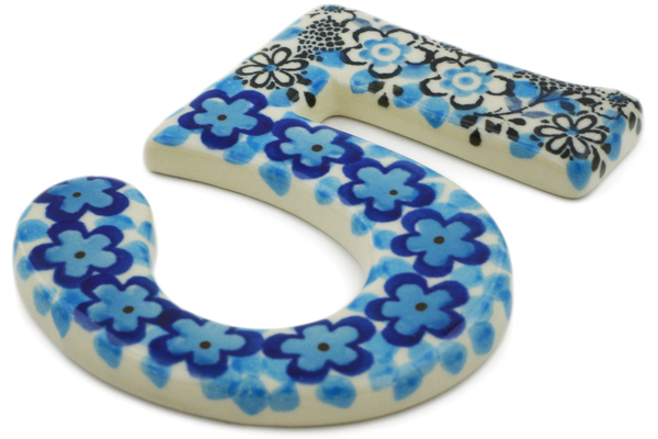 House Number FIVE (Five)