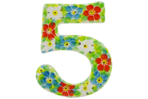 House Number FIVE (Five)