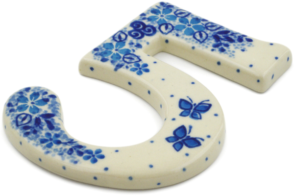 House Number FIVE (Five)