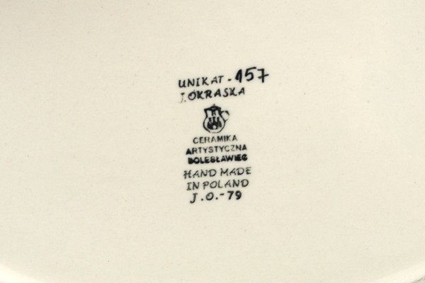 Baker with Cover 16"