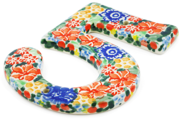 House Number FIVE (Five)