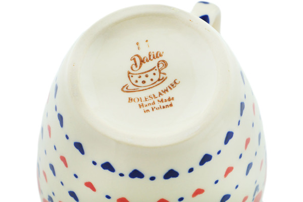 Bowl with Loop-Handle 7"