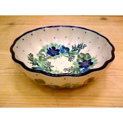 Scalloped Fluted Bowl 5"