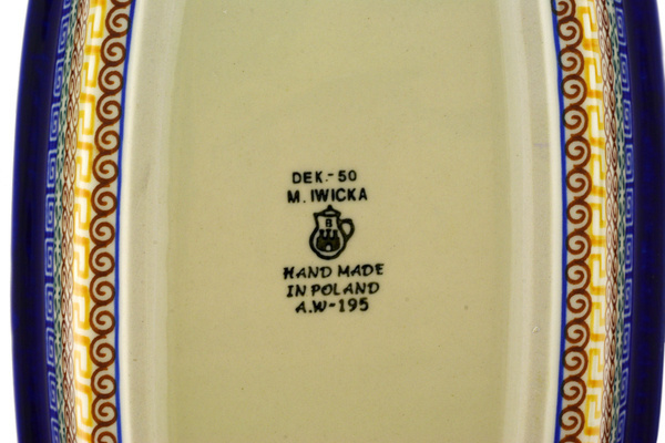 Oval Baker with Handles 14"