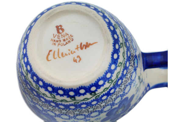 Bowl with Loop-Handle 7"