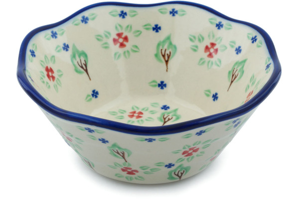 Scalloped Fluted Bowl 7"