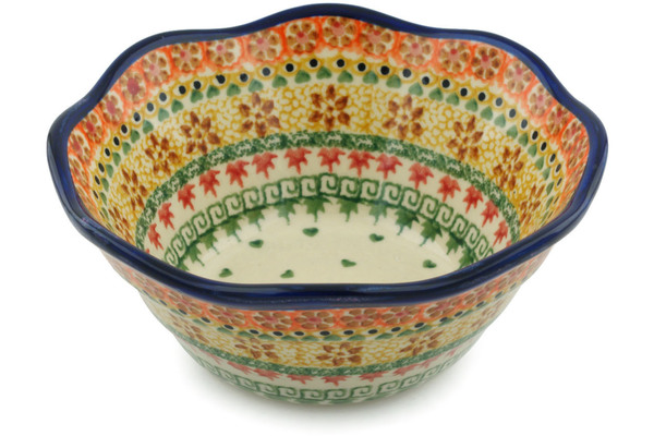 Scalloped Fluted Bowl 7"