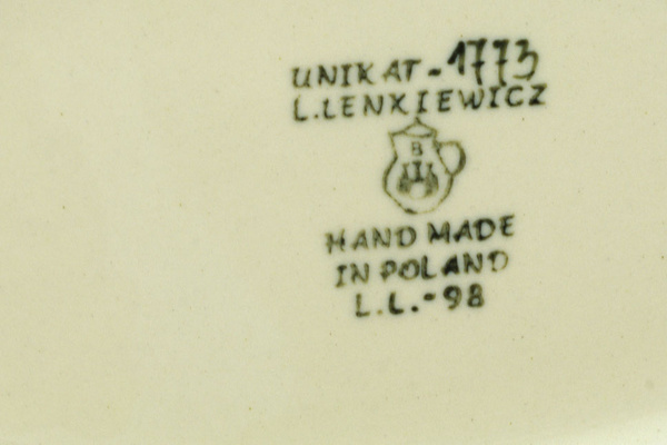 Oval Baker with Handles 9"