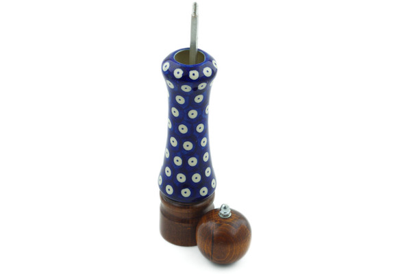 Pepper Grinder 8"