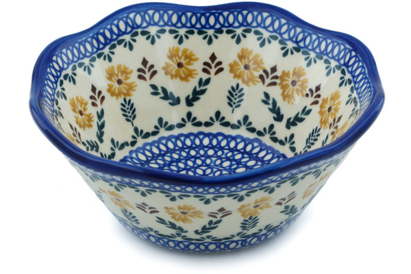 Scalloped Fluted Bowl 7"