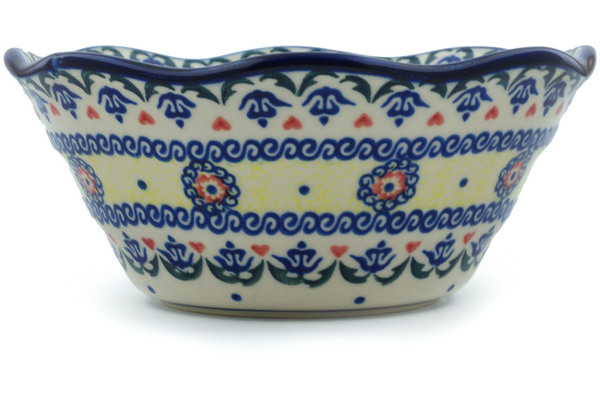 Scalloped Fluted Bowl 7"