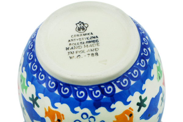 Bowl with Loop-Handle 6"