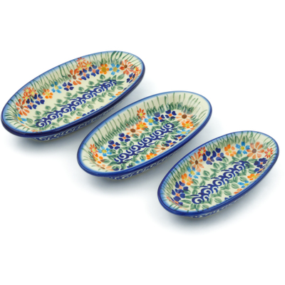 Polish Pottery Condiment set of 3 nesting dishes: 7&frac14;-inch, 6&frac12;-inch, 5&frac34;-inch Blissful Daisy