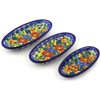 Polish Pottery Condiment set of 3 nesting dishes: 7&frac14;-inch, 6&frac12;-inch, 5&frac34;-inch Bold Poppies UNIKAT