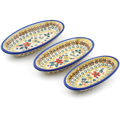 Polish Pottery Condiment set of 3 nesting dishes: 7&frac14;-inch, 6&frac12;-inch, 5&frac34;-inch Red Anemone Meadow UNIKAT