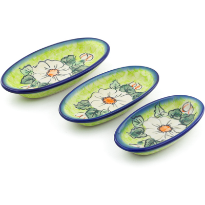 Polish Pottery Condiment set of 3 nesting dishes: 7&frac14;-inch, 6&frac12;-inch, 5&frac34;-inch White Flower Bouquet UNIKAT