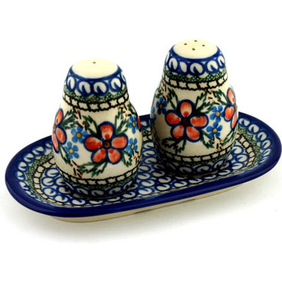 Polish Pottery Salt and Pepper 3-Piece Set Lancaster Rose