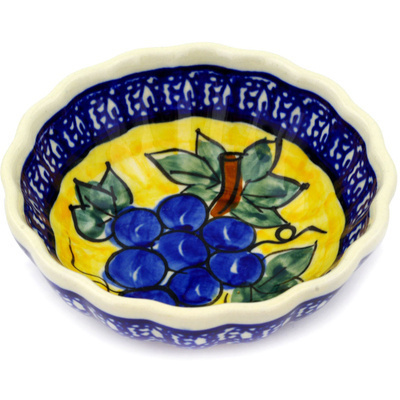 Polish Pottery Scalloped Bowl Small Tuscan Grapes