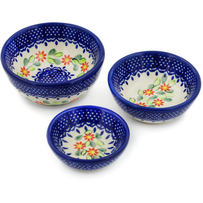 Polish Pottery Set of 3 Nesting Bowls Small Elegant Garland