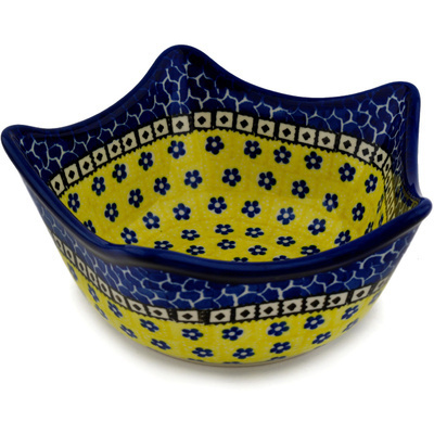 Polish Pottery Star Shaped Bowl 7&quot; Sunburst Daisies