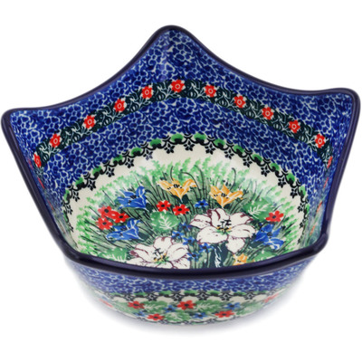 Polish Pottery Star Shaped Bowl 7&quot; White Lily Meadow UNIKAT